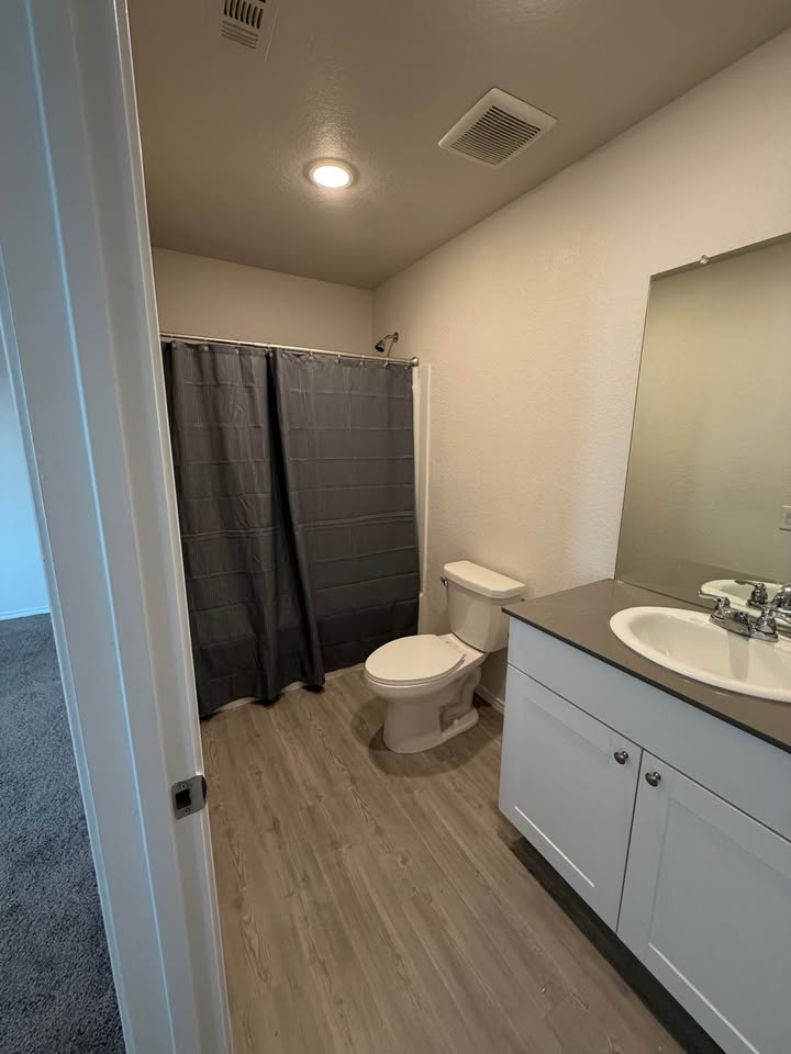 Another bathroom view