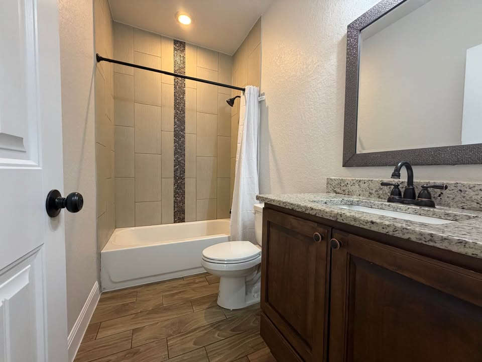 Bathroom with tub