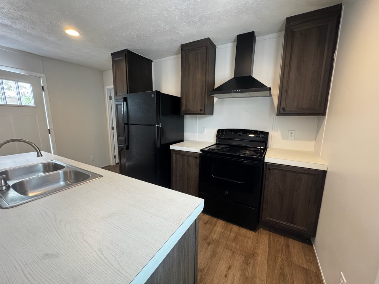 Kitchen with island