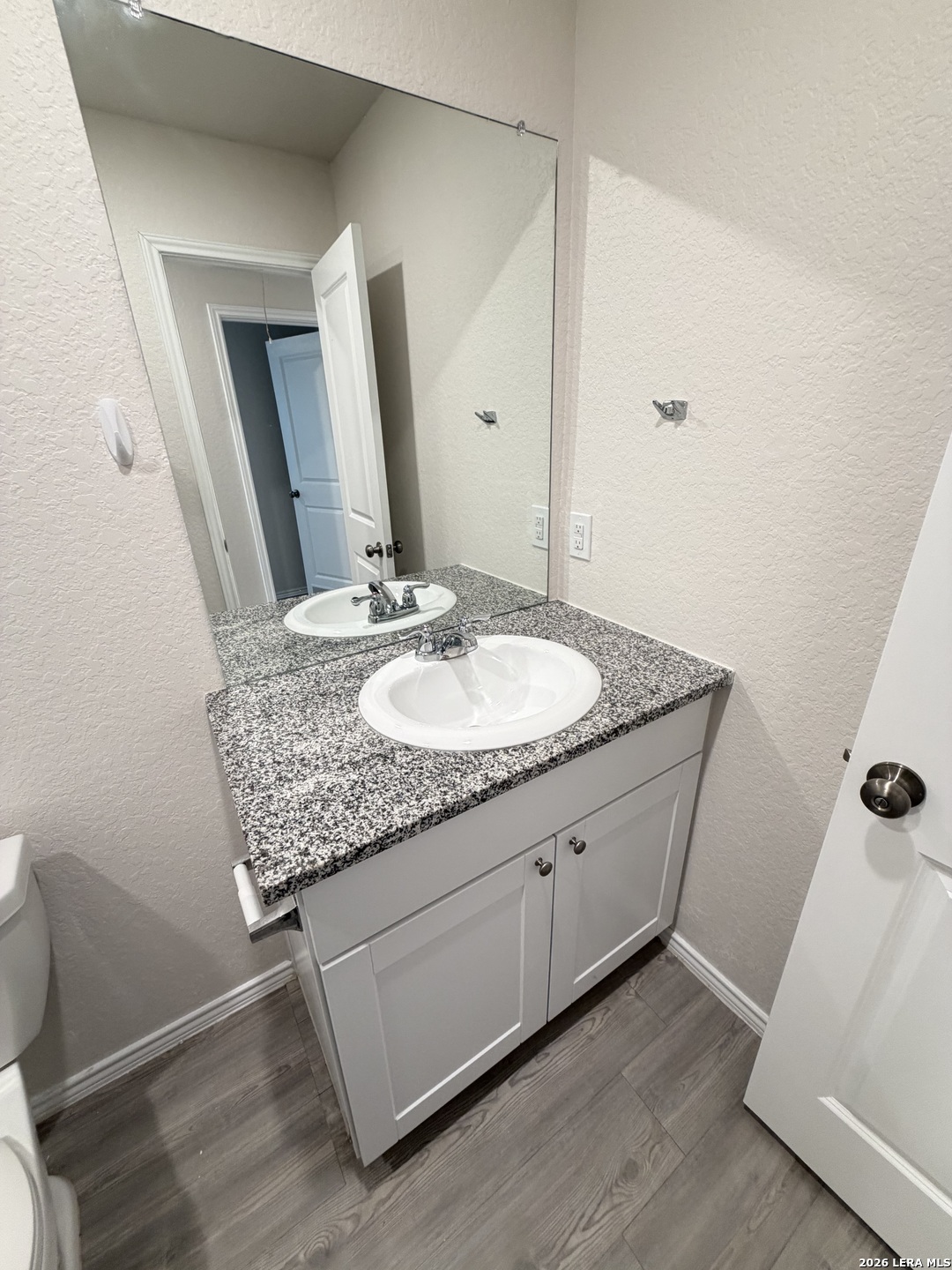 Bathroom vanity