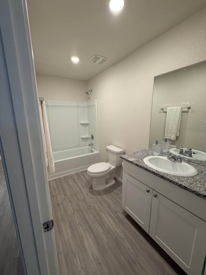 Another bathroom view
