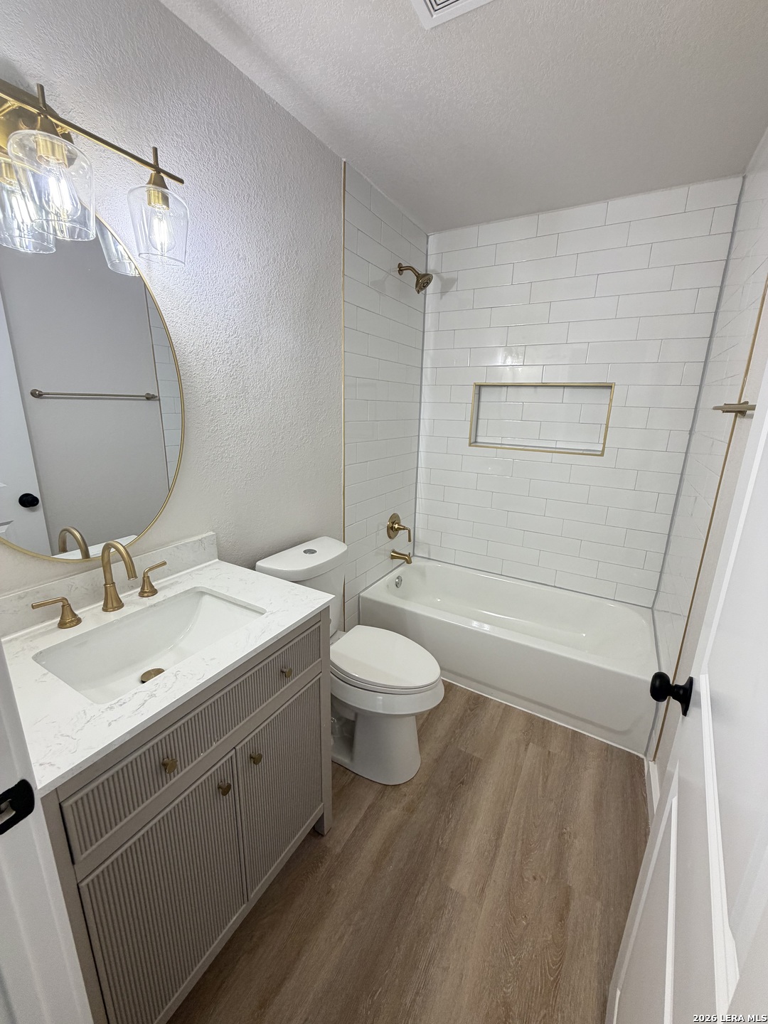 Bathroom with tub