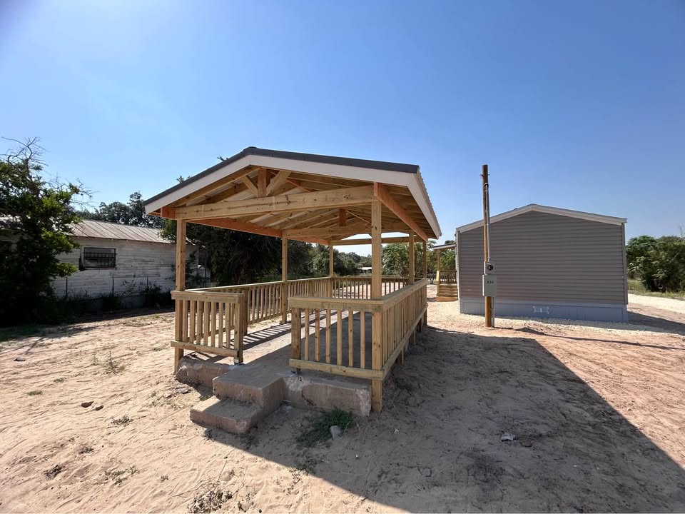 Covered wooden structure