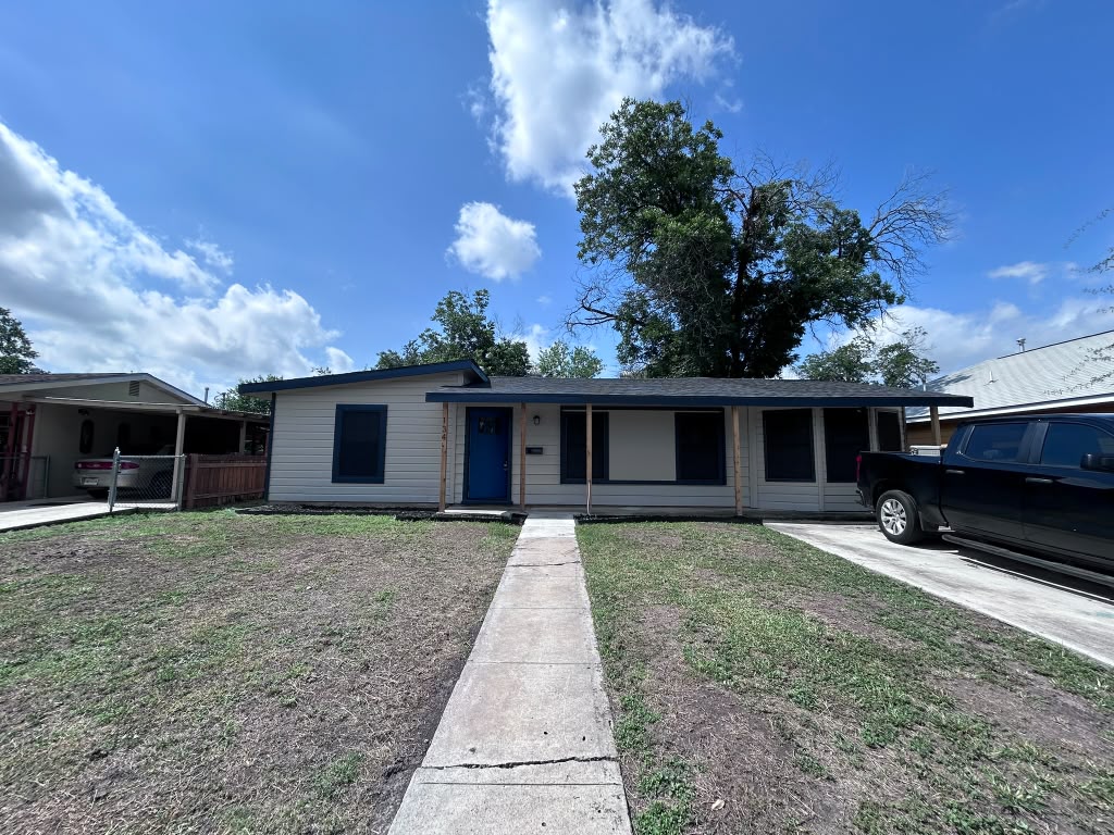 Single-family home representing San Antonio housing inventory